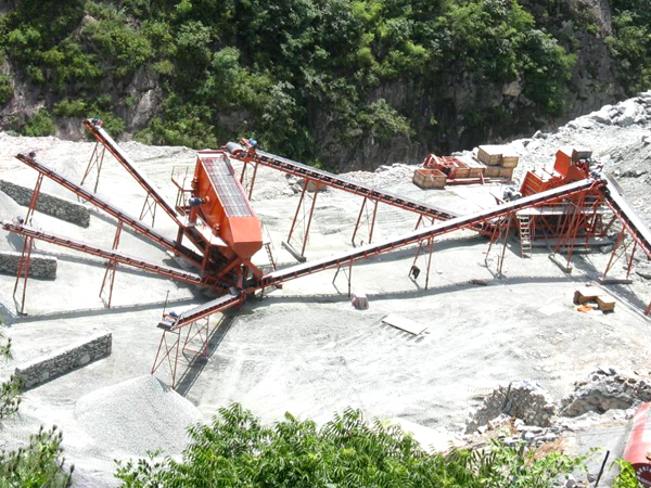 沙粒石可以制砂嗎？時(shí)產(chǎn)100噸的移動制砂機(jī)有嗎